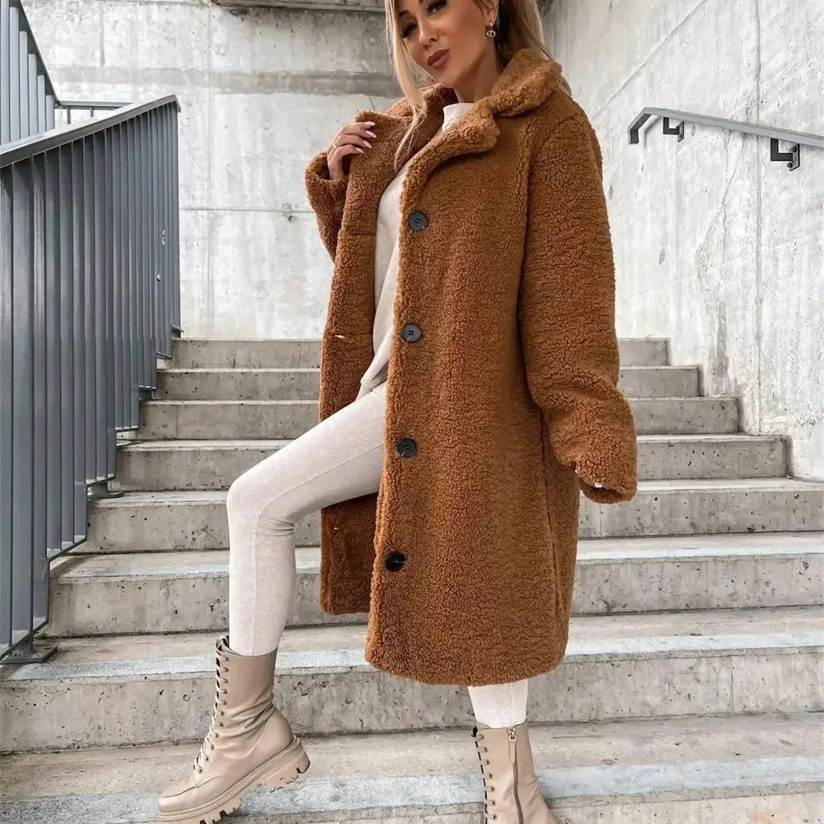 ZENOBIA | ELEGANCKI MIĘKKI PŁASZCZ